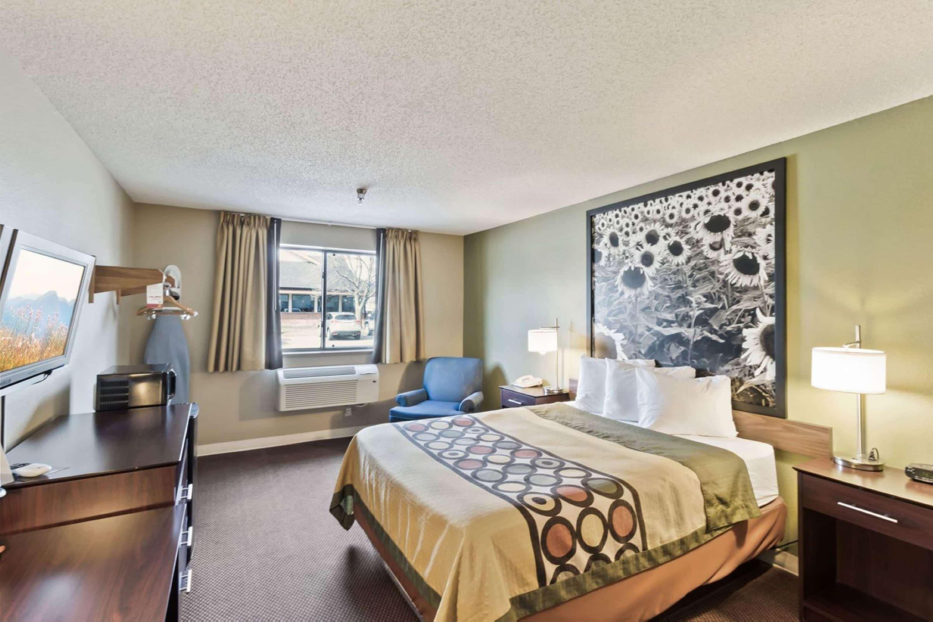 Super 8 By Wyndham Ankeny/Des Moines Area Hotel Bagian luar foto